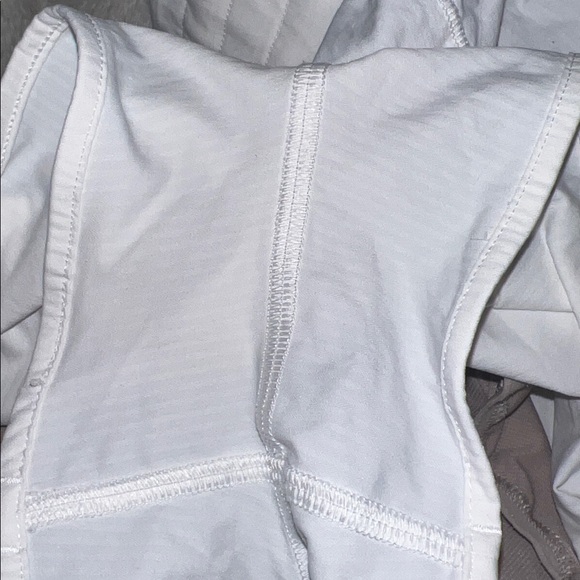 Lululemon Hotty Hot Short *High-Rise 2.5"
White - Picture 4 of 8